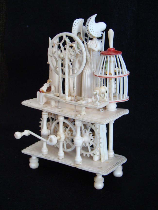 An exceptionally fine, rare and elaborate Napoleonic period French Prisoner-of-war made bone "SPINNING JENNY" circa 1793-1810. — image 6